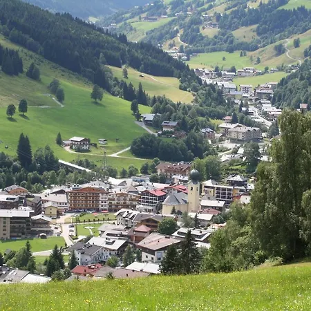 Aparthotel Annexe Kristall Saalbach-Hinterglemm